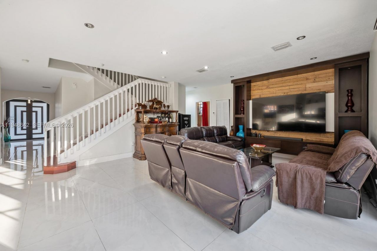 1360 SW 142nd Ave, Miami, FL 33184 Photo