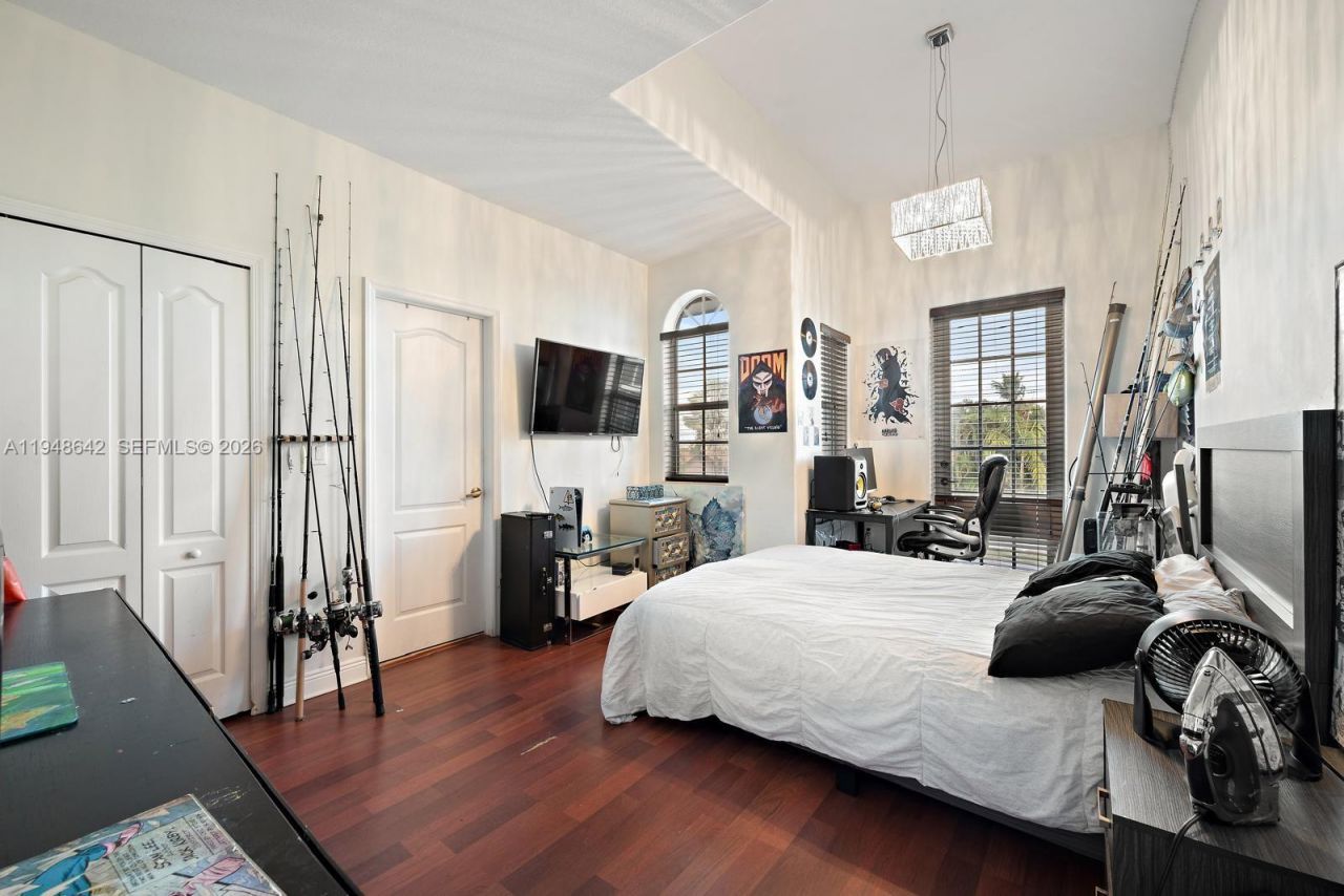 1360 SW 142nd Ave, Miami, FL 33184 Photo