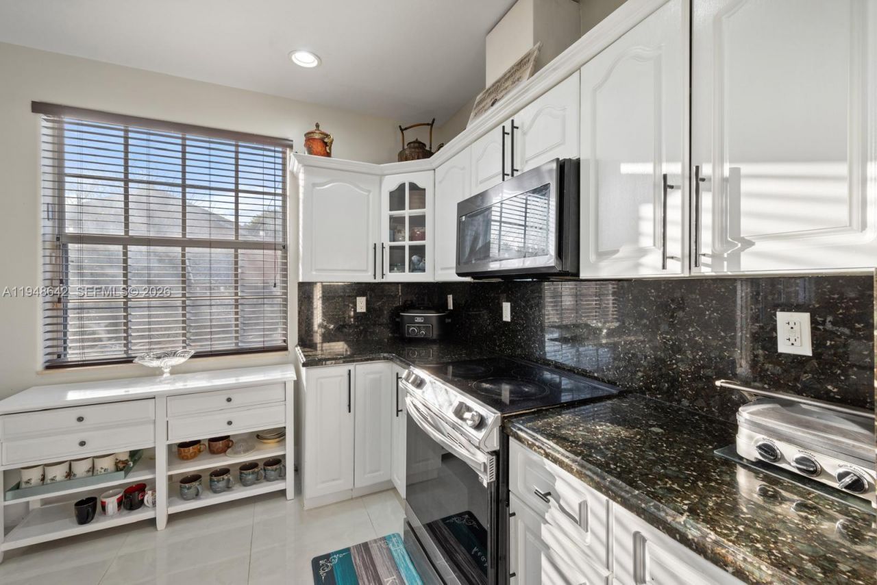 1360 SW 142nd Ave, Miami, FL 33184 Photo