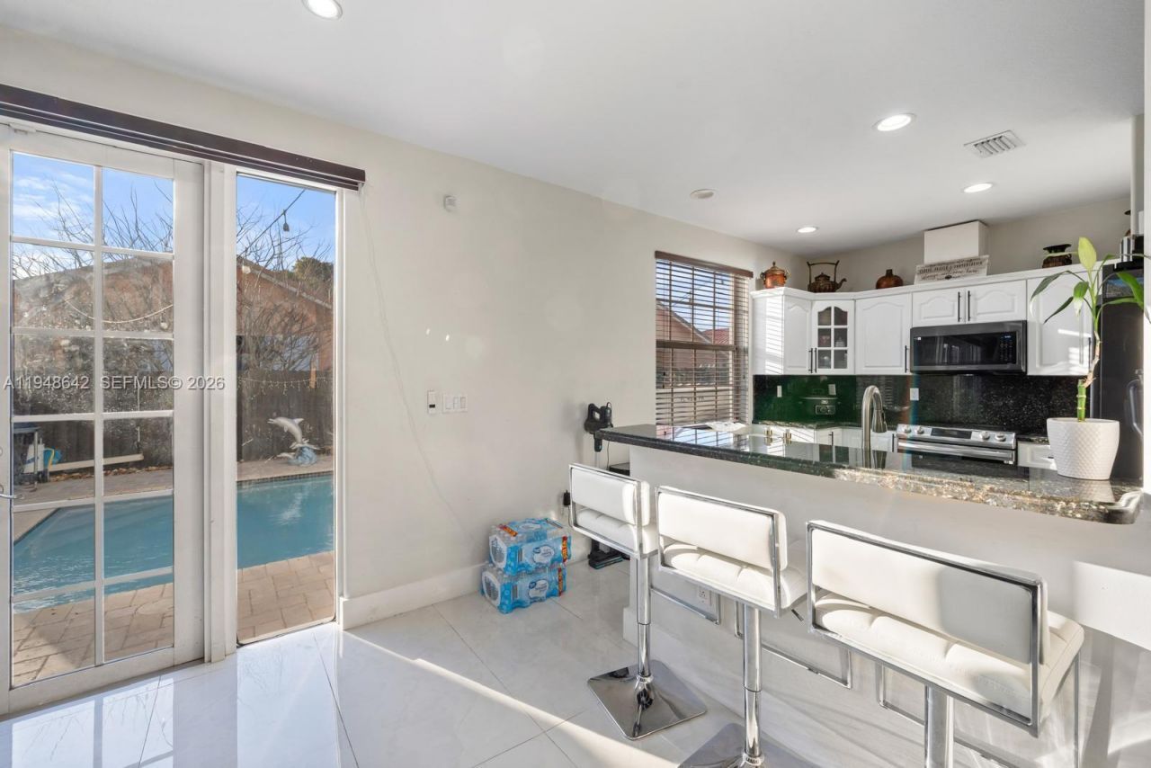 1360 SW 142nd Ave, Miami, FL 33184 Photo