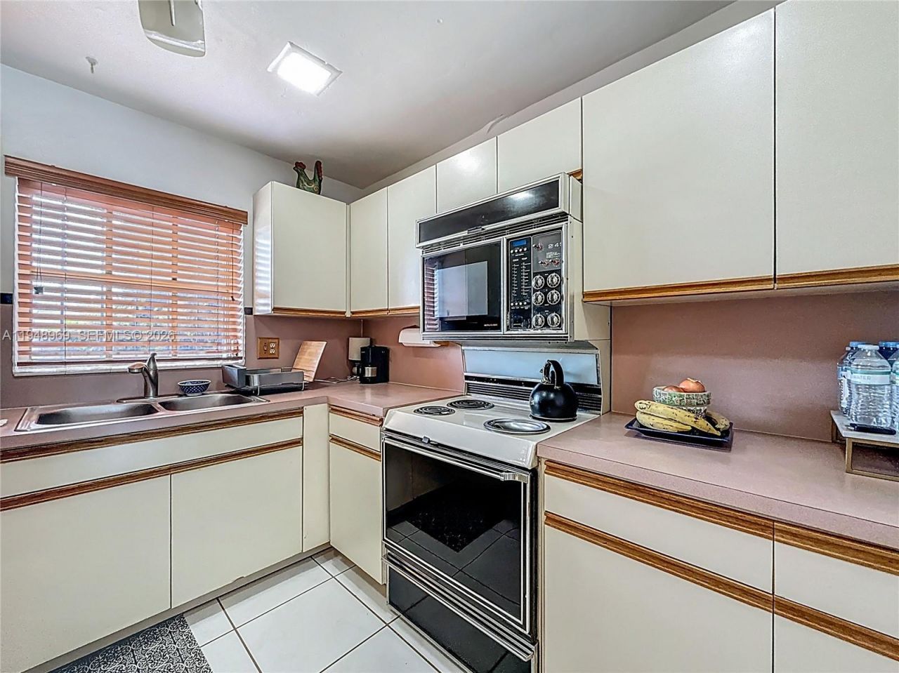 2205 NE 123rd St, Unit 2205, North Miami, FL 33181 Photo