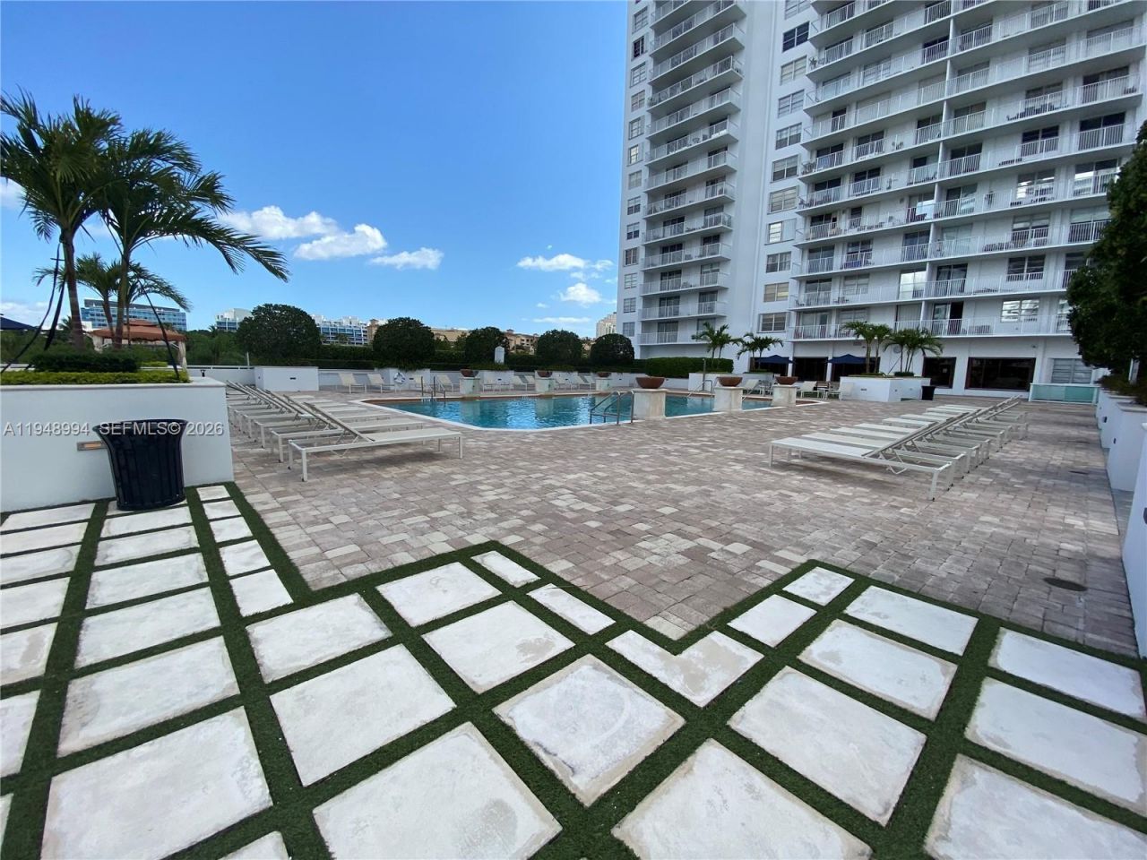 2851 NE 183rd St , Unit 303E, Aventura, FL 33160 Photo