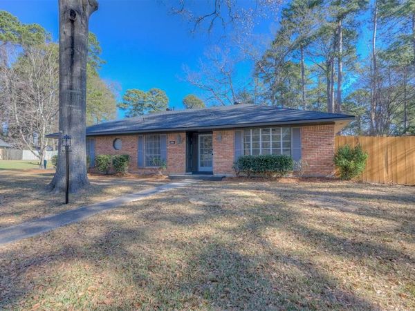 9449 Pitch Pine Drive, Shreveport, LA 71118
