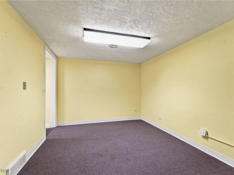 1817 Fulton Road, Canton, OH 44709 Photo 23