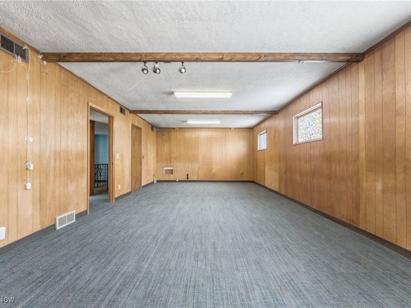 1817 Fulton Road, Canton, OH 44709 Photo 9