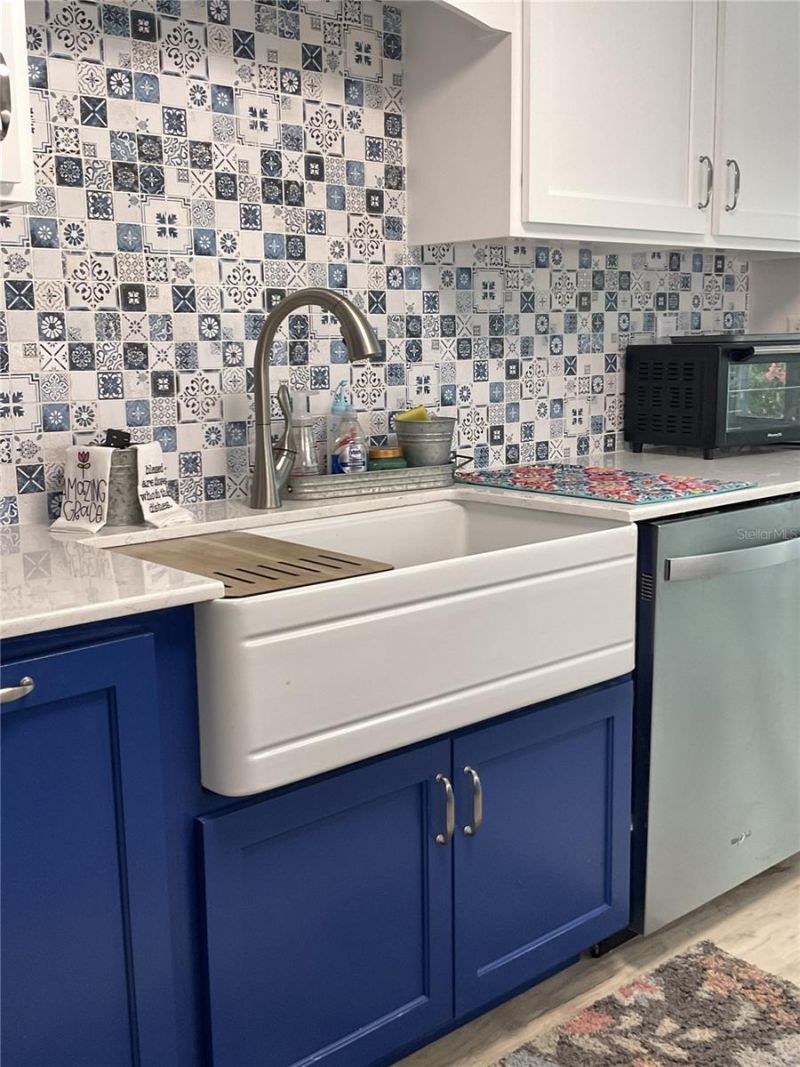 243 S Central Avenue, Umatilla, FL 32784 Photo