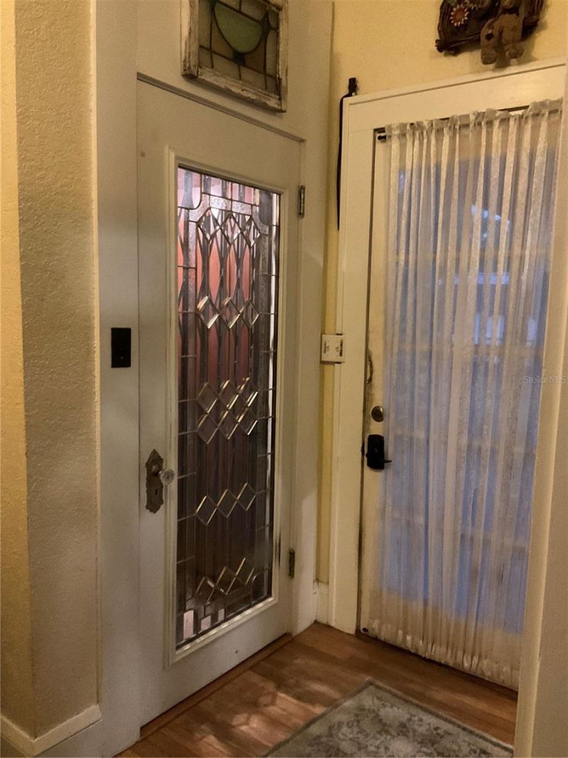 243 S Central Avenue, Umatilla, FL 32784 Photo