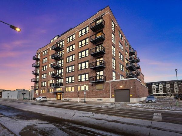 900 2nd Street SE, Unit 204, Cedar Rapids, IA 52401