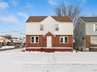 352 Davidson Avenue, Buffalo, NY 14215