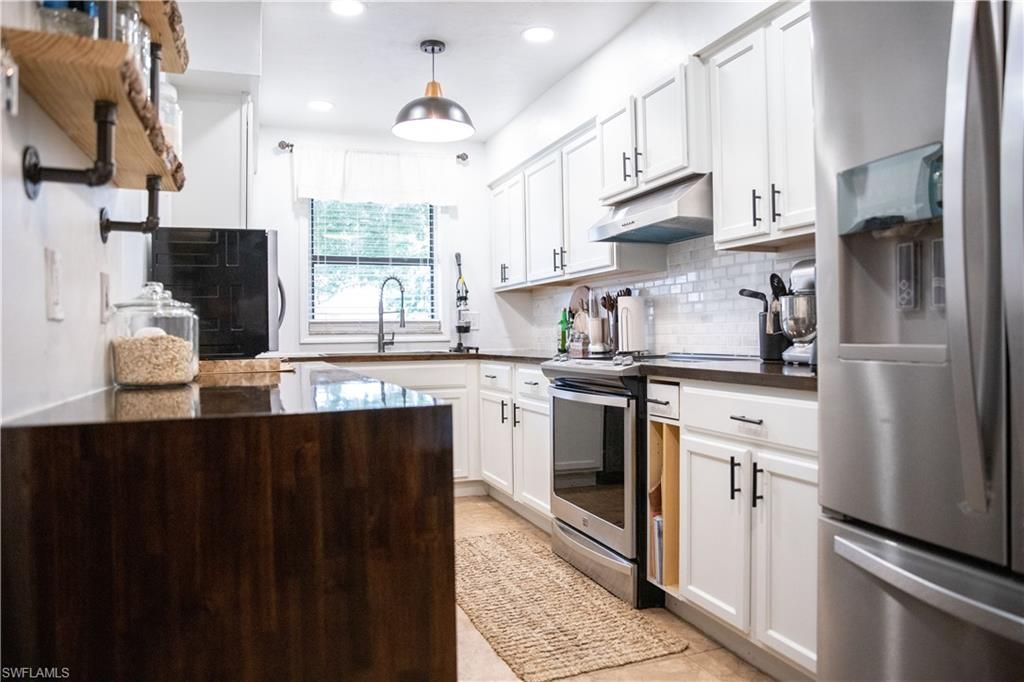 2828 Santa Barbara Blvd, Cape Coral, FL 33914 Photo