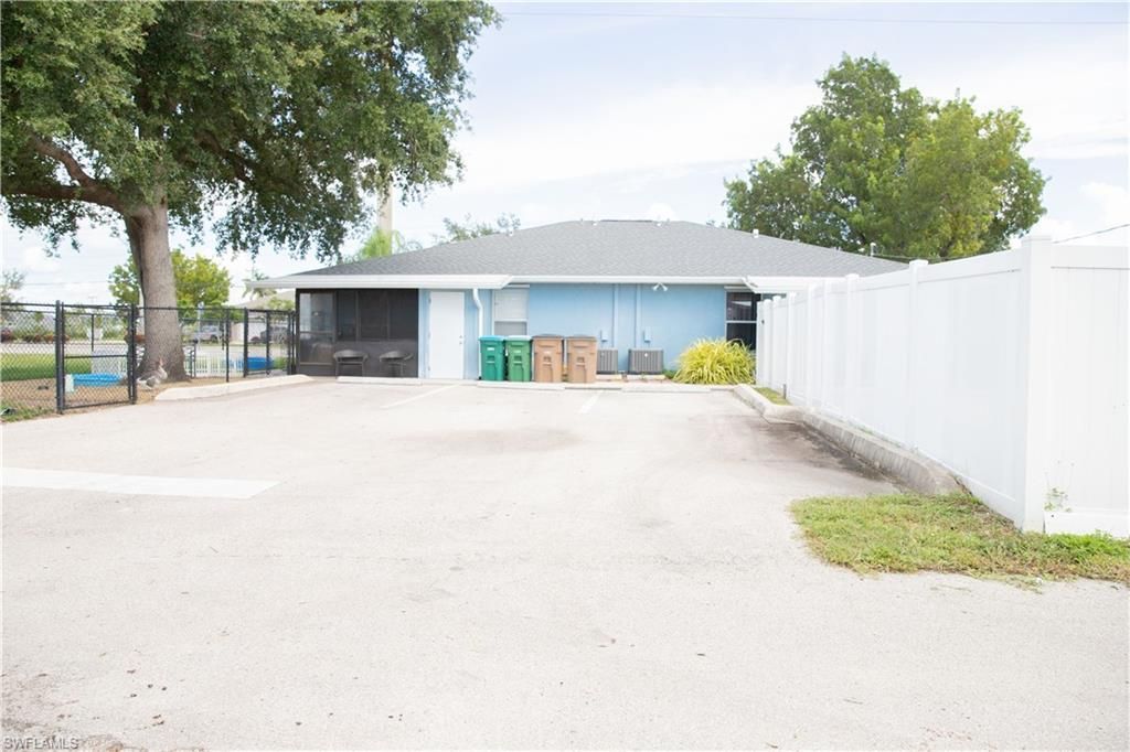 2828 Santa Barbara Blvd, Cape Coral, FL 33914 Photo