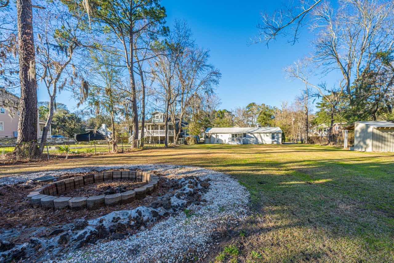 3679 Hilton Drive Photo 6