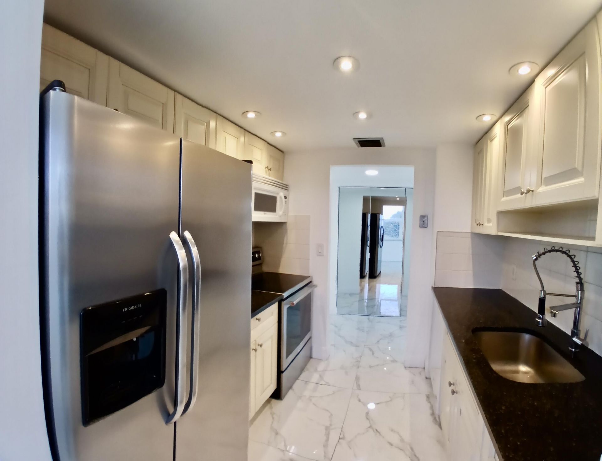 101 Briny Avenue, Unit 401, Pompano Beach, FL 33062 Photo