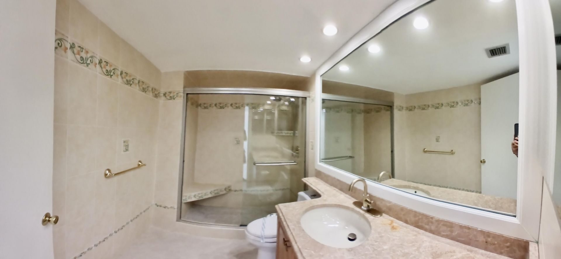 101 Briny Avenue, Unit 401, Pompano Beach, FL 33062 Photo