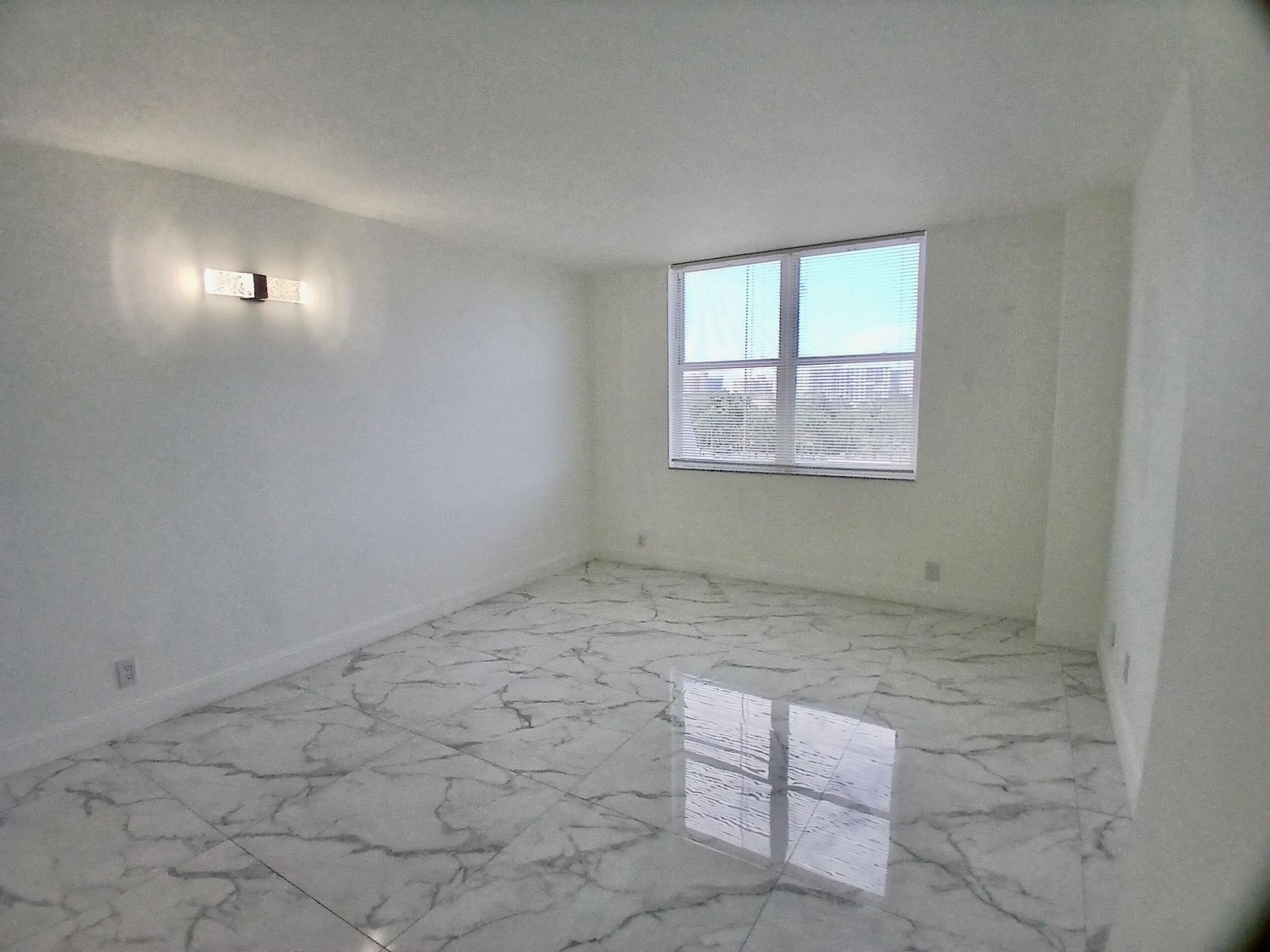 101 Briny Avenue, Unit 401, Pompano Beach, FL 33062 Photo