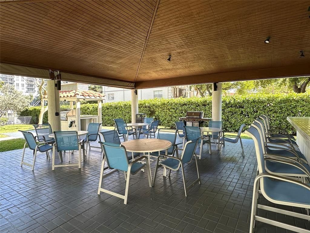 3200 N Port Royale Drive, Unit 502, Fort Lauderdale, FL 33308 Photo