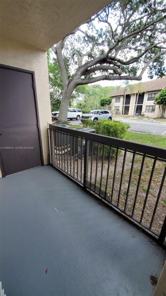 4581 W Mcnab Rd , Unit 15, Pompano Beach, FL 33069 Photo