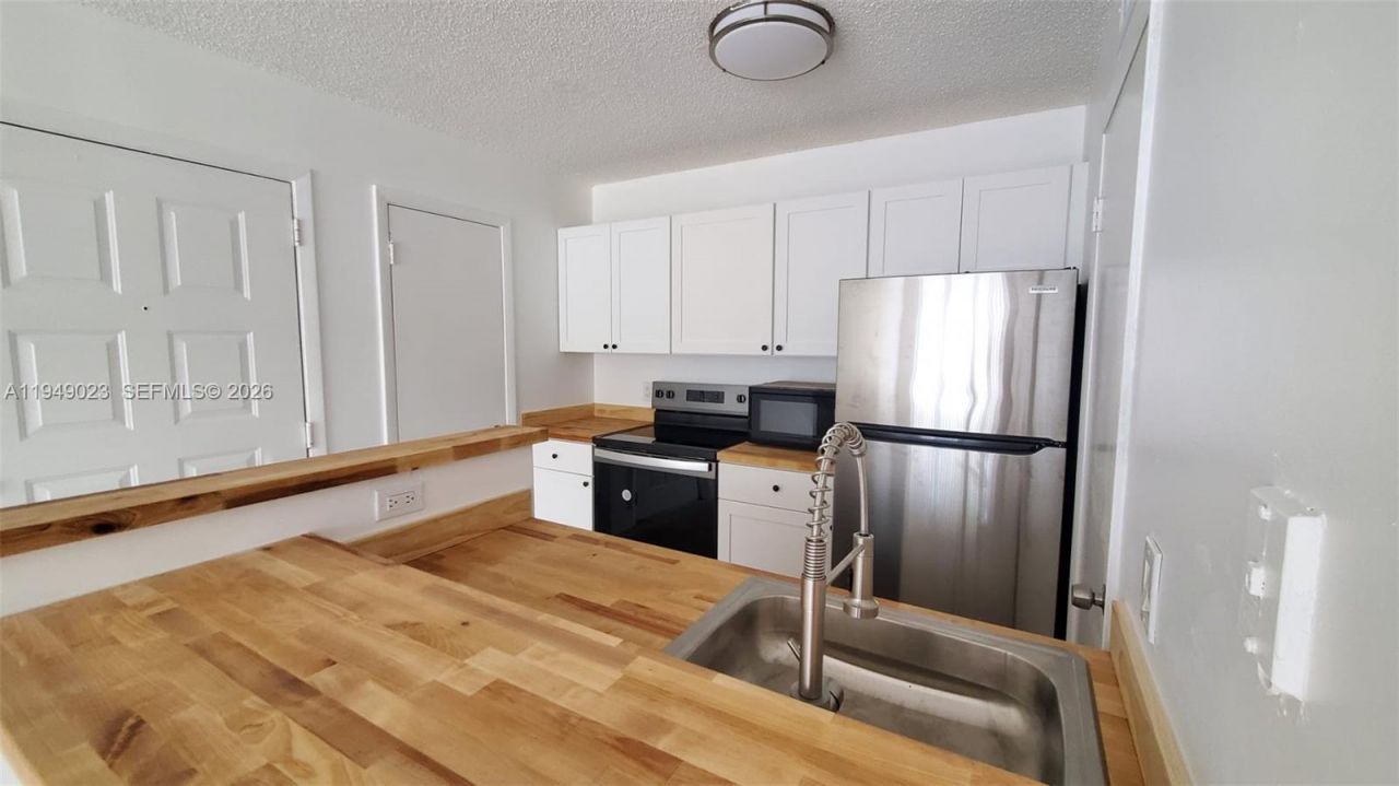 4581 W Mcnab Rd , Unit 15, Pompano Beach, FL 33069 Photo