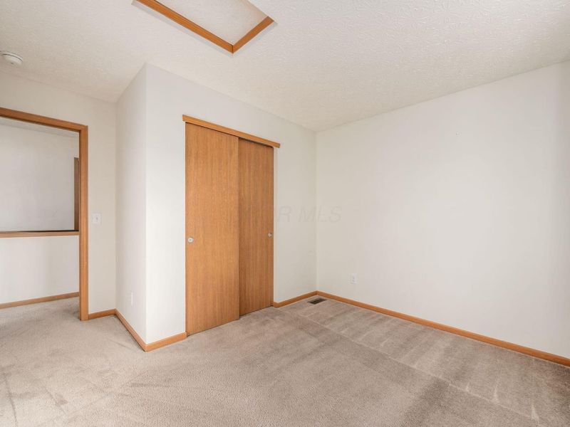 5724 Galveston Drive, Columbus, OH 43228 Photo 18