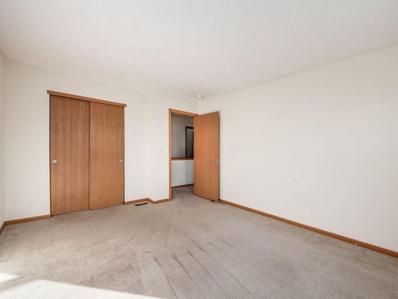 5724 Galveston Drive, Columbus, OH 43228 Photo 22