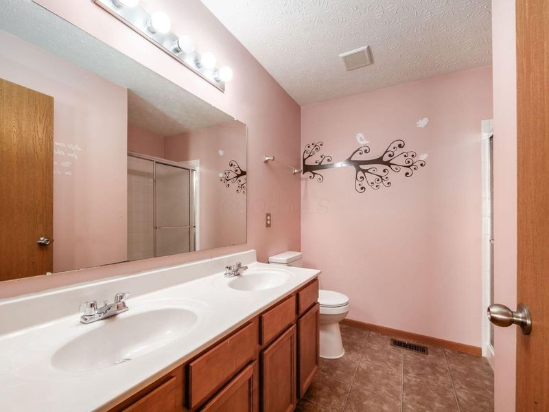 5724 Galveston Drive, Columbus, OH 43228 Photo 26