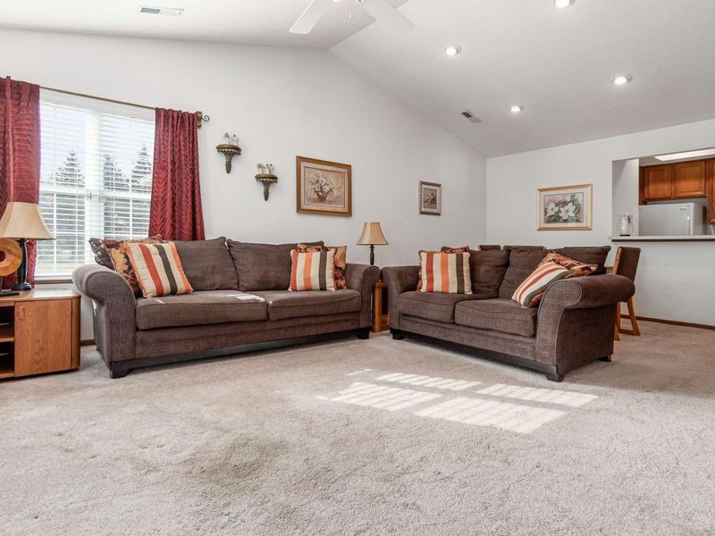 3119 Catan Loop, Grove City, OH 43123 Photo 2