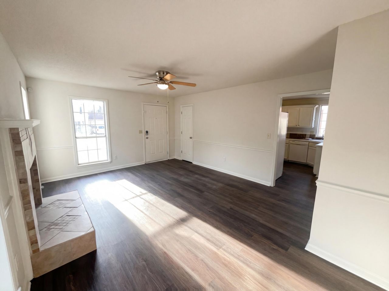 104 Nottingham Court Photo 6