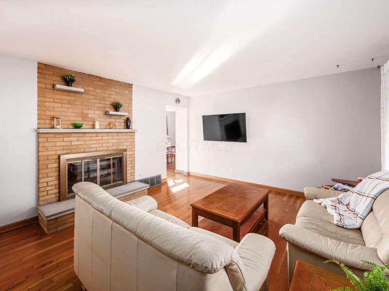 723 Drummond Court, Columbus, OH 43214 Photo 3