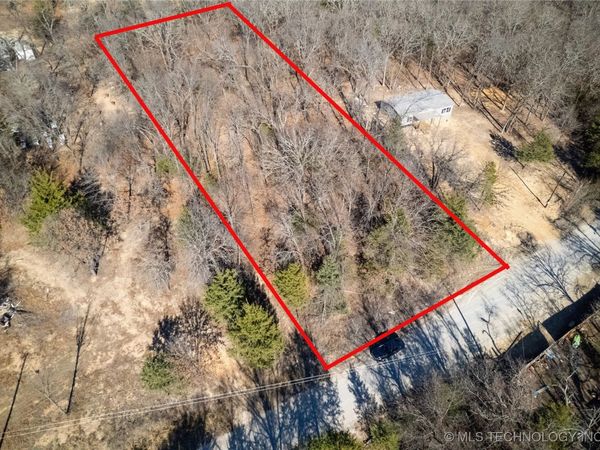 590 Crowder Road , Mead, OK 74733