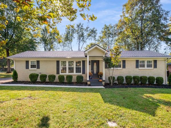 1903 Susan Dr , Murfreesboro, TN 37129