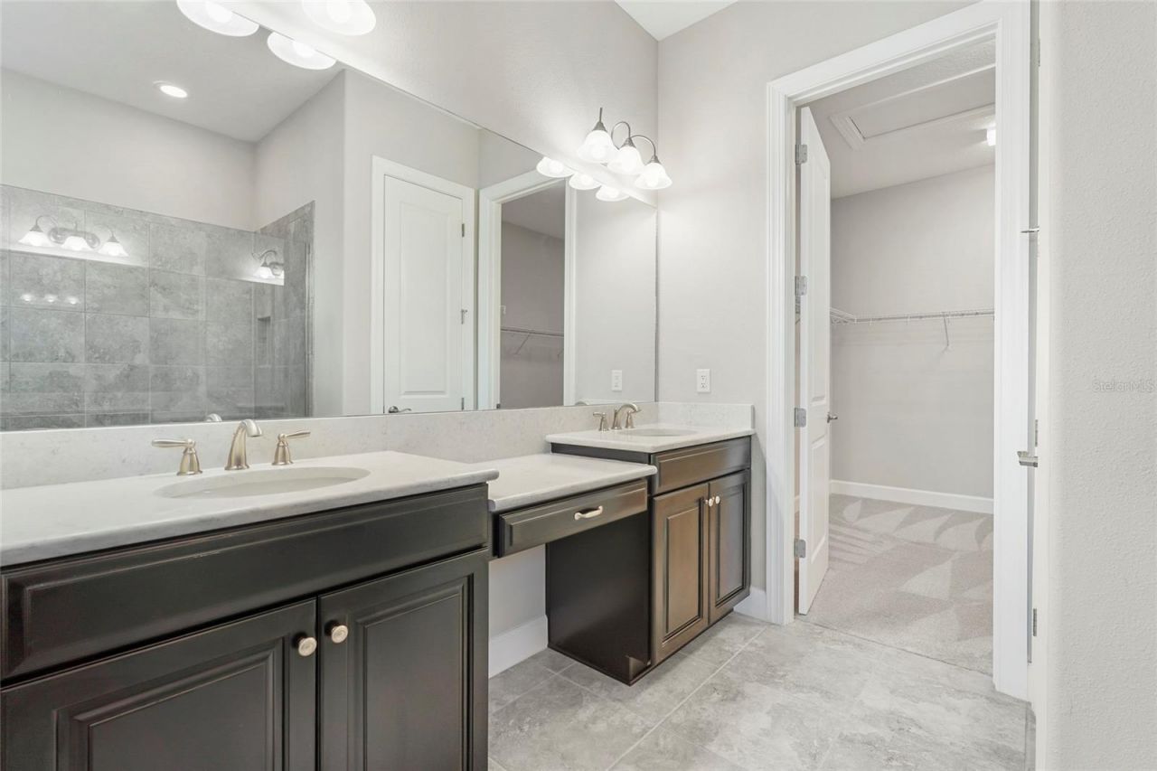 5424 Trails Bend Court Street, Sarasota, FL 34238 Photo