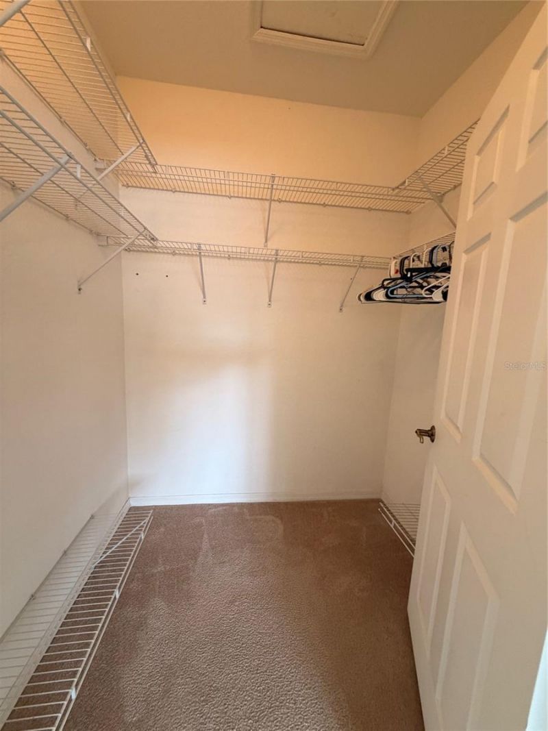 3980 Mediterranea Circle, Unit 522, Sarasota, FL 34233 Photo