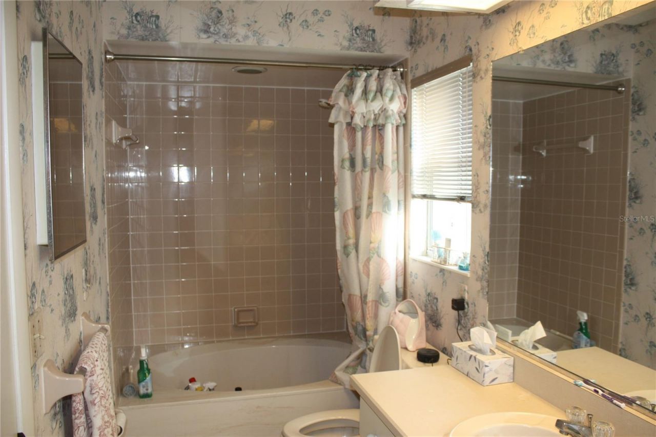 18 Bristol Drive, Palm Coast, FL 32137 Photo