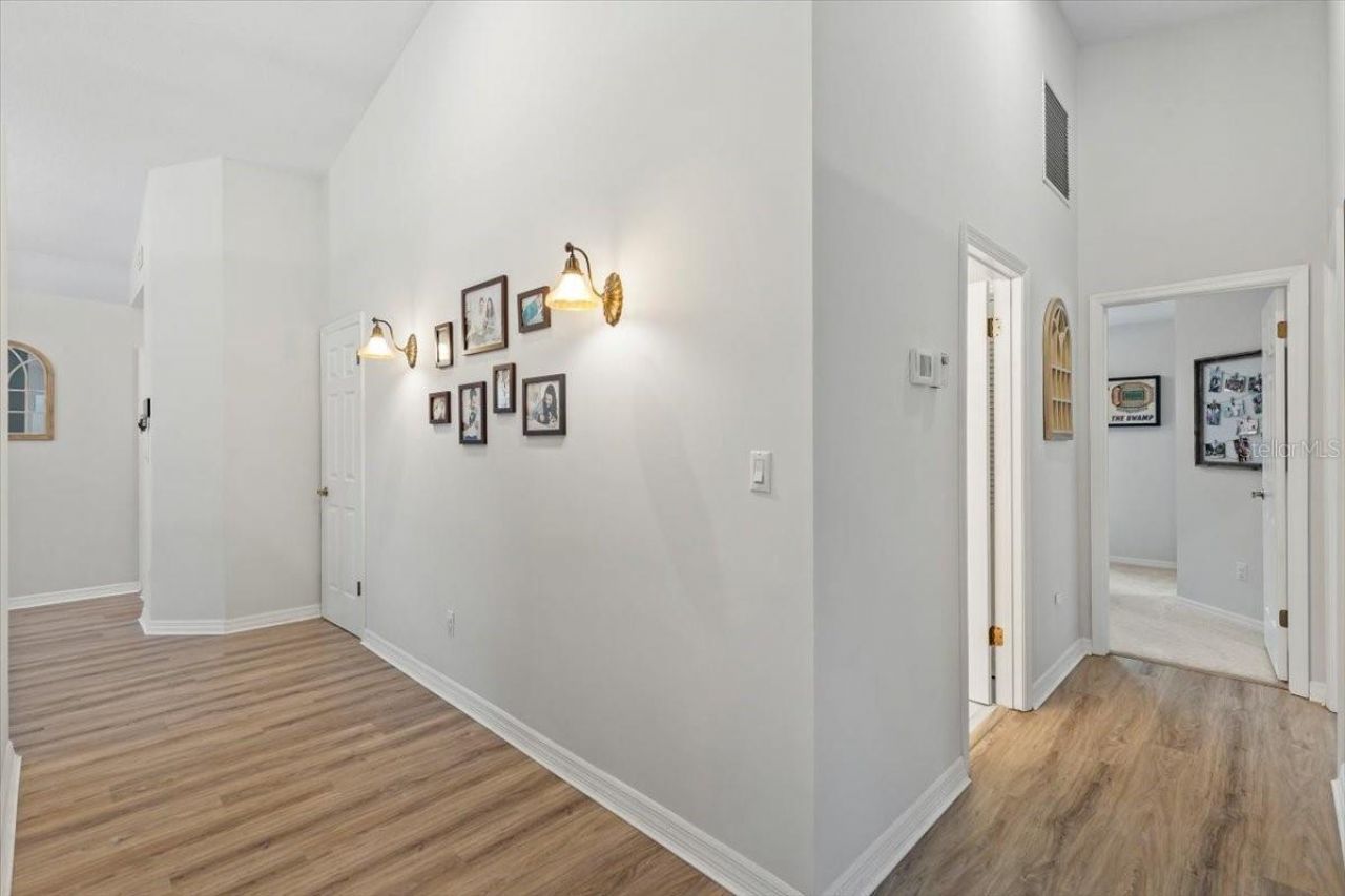 132 Sea Street, New Smyrna Beach, FL 32168 Photo