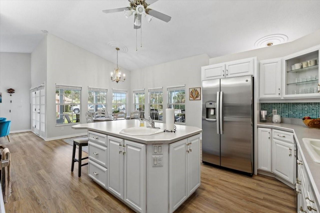 132 Sea Street, New Smyrna Beach, FL 32168 Photo