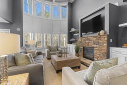 6 Wynford Place photo 4