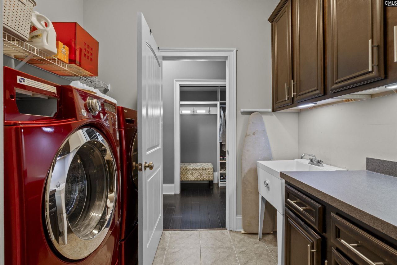 6 Wynford Place Photo 21