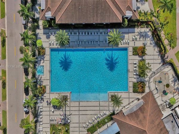 8001 NW 41 St, Unit 409, Doral, FL 33166