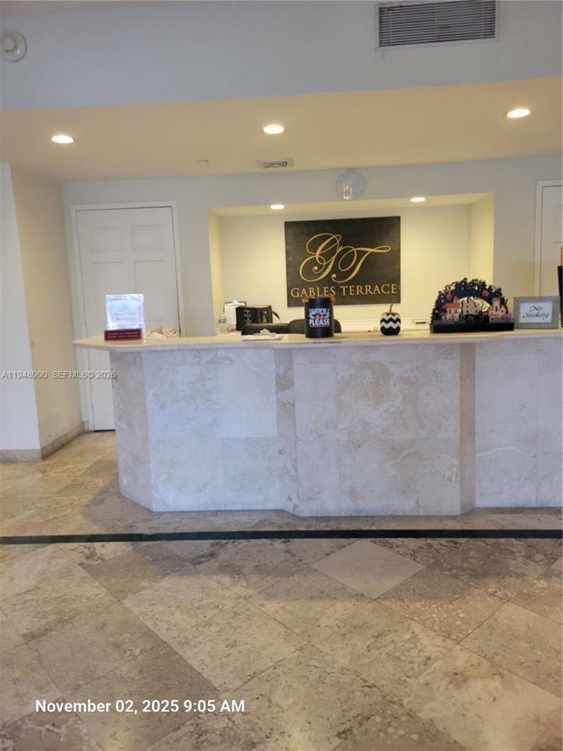 2351 Douglas Rd, Unit 601, Miami, FL 33145 Photo