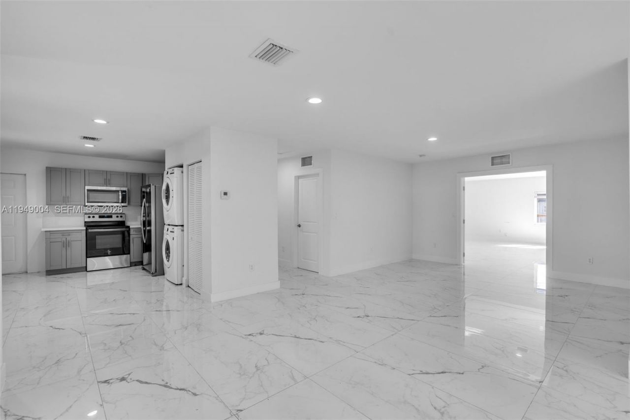 1786 SW 14th Ter, Miami, FL 33145 Photo