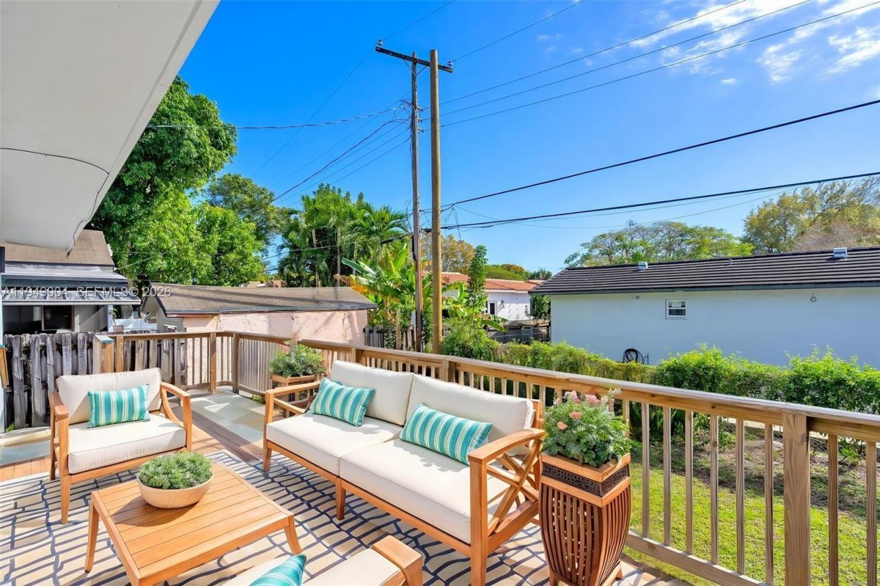 1786 SW 14th Ter, Miami, FL 33145 Photo