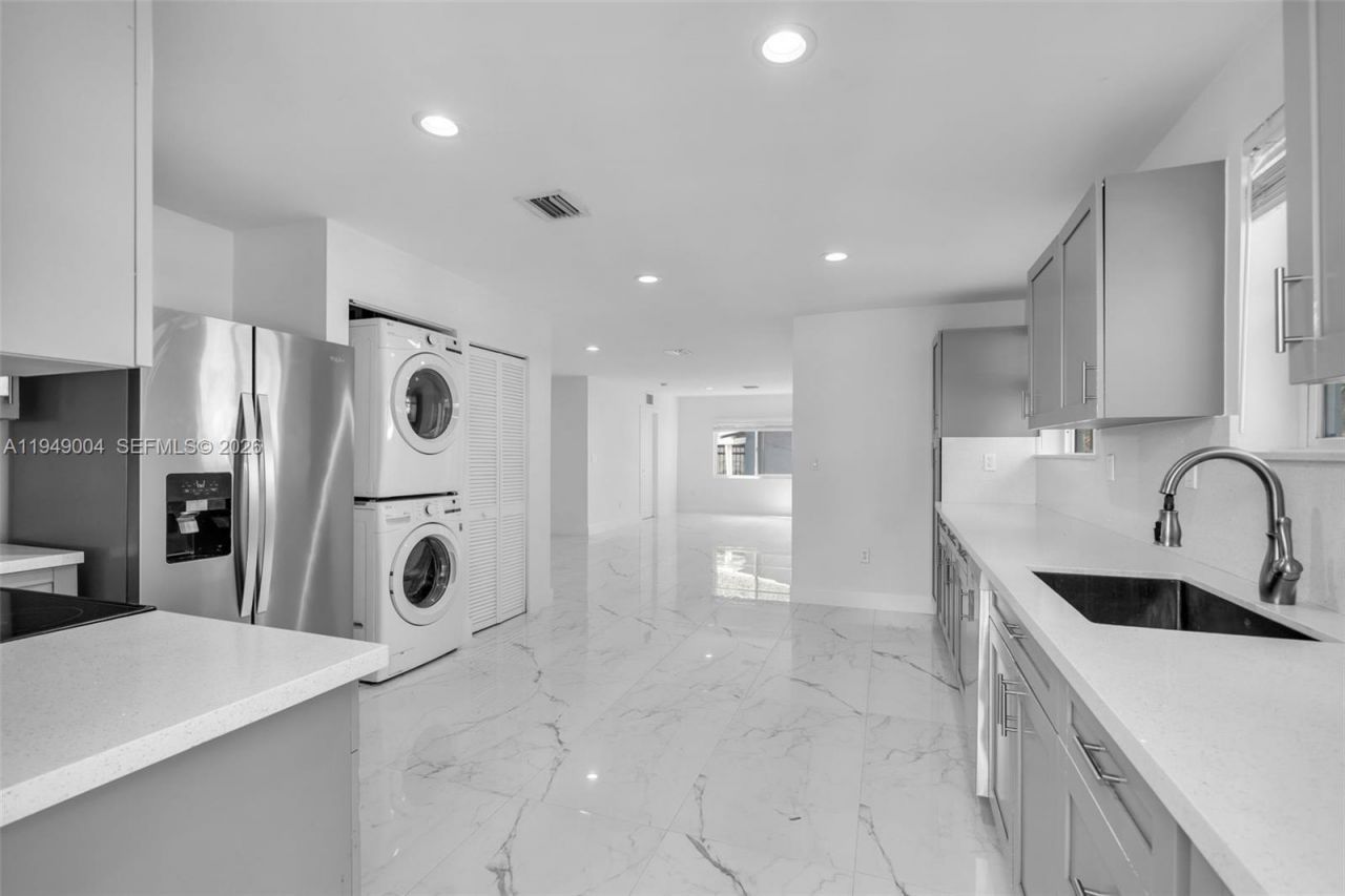 1786 SW 14th Ter, Miami, FL 33145 Photo