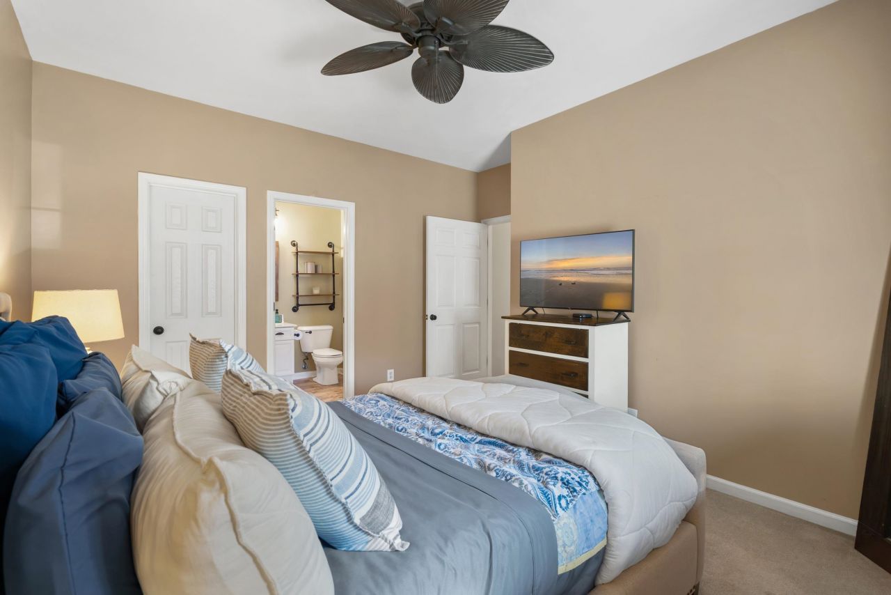 4436 Lady Banks Ln. Photo 15