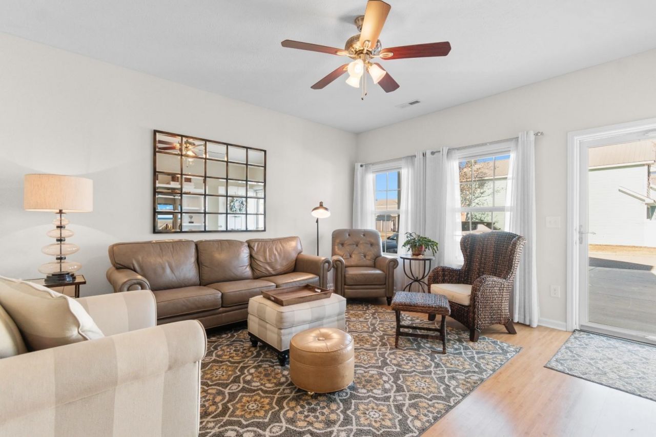 701 Shell Creek Circle Photo 11