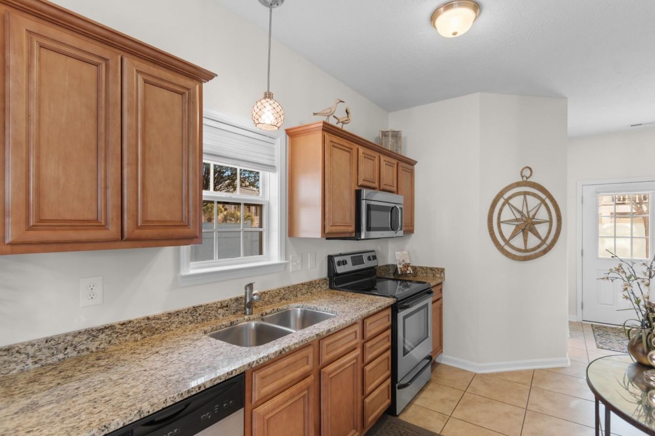 701 Shell Creek Circle Photo 4