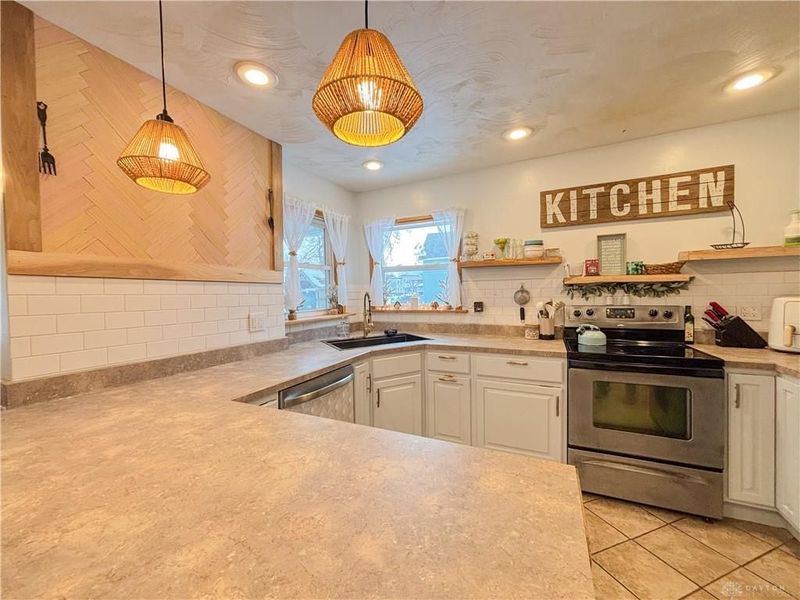 623 N Union, Union City - In, OH 47390 Photo 2