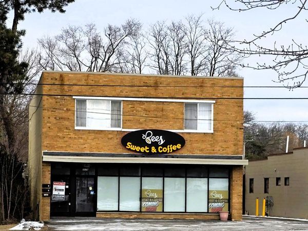 2579 Union Lake Road, Unit 1, Commerce Twp, MI 48382