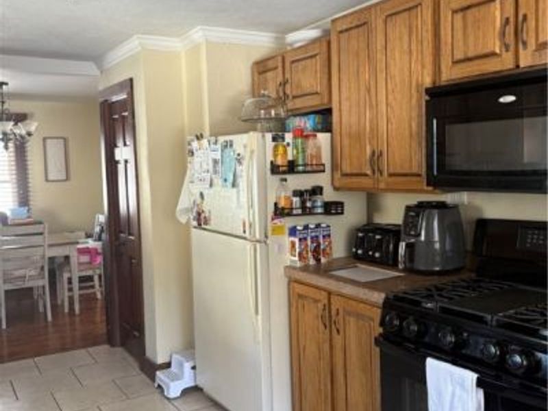 101 South St, Berlin Heights, OH 44814 Photo 9