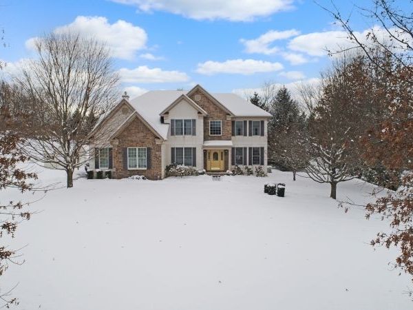 5 Scenic Hills Dr, Blairstown, NJ 07825