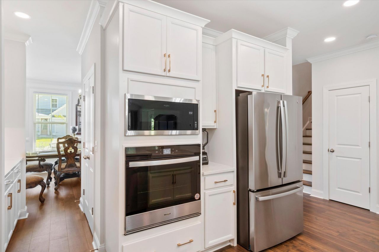 428 Eagleview Drive Photo 10